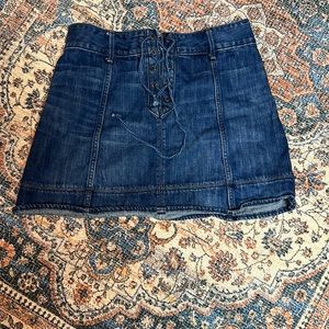 Cute Abercrombie and fitch lace up skirt!